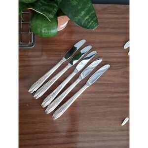 Five (5) WM Rogers & Son modern Hollow Knife Gardenia Silverplate rose